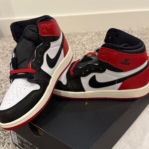 Jordan 1 Retro High OG PS 'Black Toe Reimagined' size 3Y